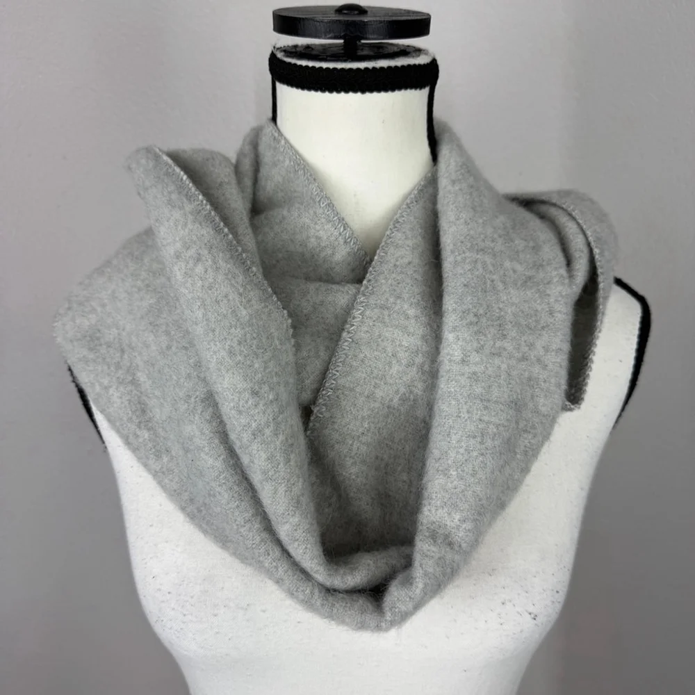Alpaca Camargo Fringe Neck Peruvian Scarf Shawl Gray Cozy Warm Soft Made in Peru